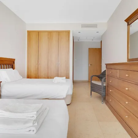 Som Do Mar Luxury Ocean Front *