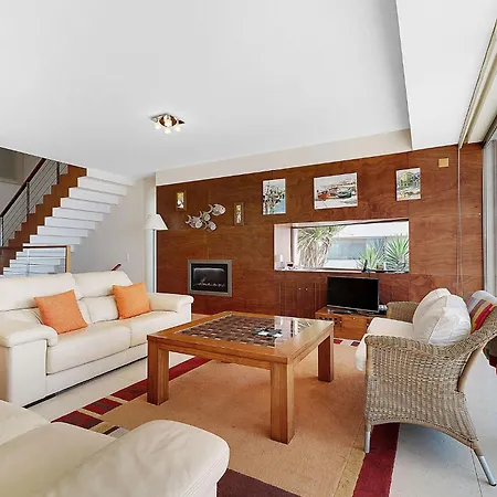 Som Do Mar Luxury Ocean Front Villa *