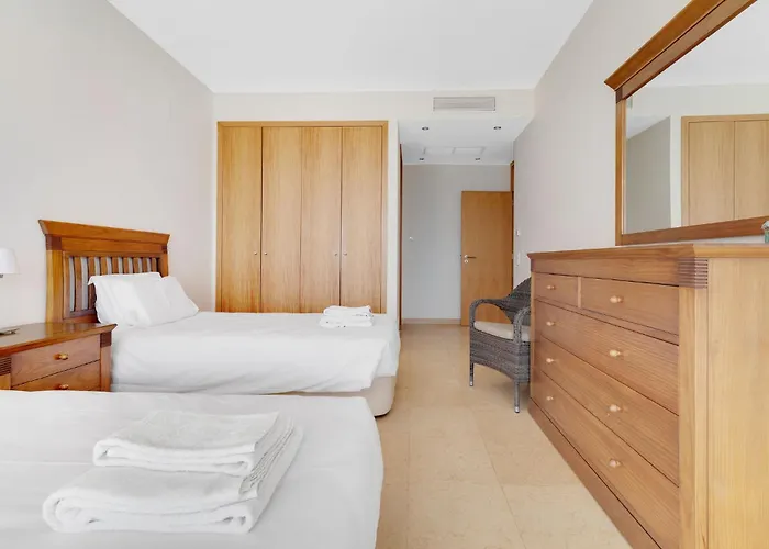 Som Do Mar Luxury Ocean Front *