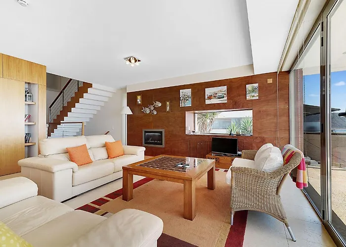 Som Do Mar Luxury Ocean Front Villa *