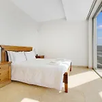 Som Do Mar Luxury Ocean Front Villa, Prime Location! Villa *