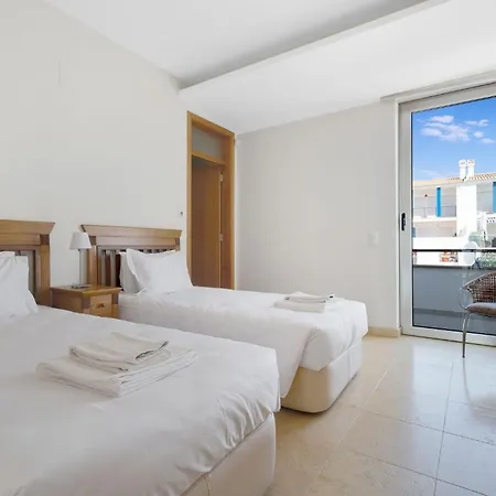 Villa Som Do Mar Luxury Ocean Front Villa, Prime Location!